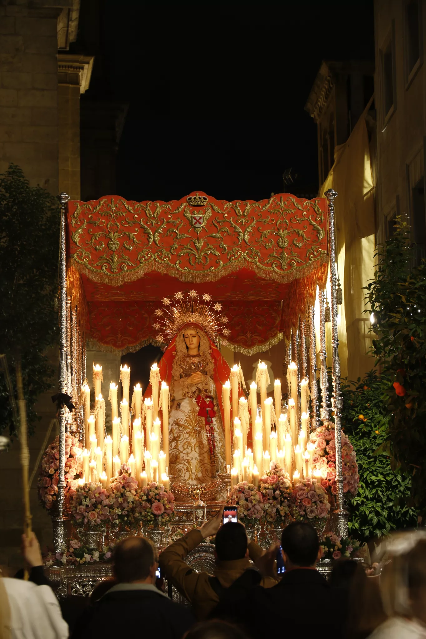 Dolores (Granada), hermandad de la Semana Santa de Granada