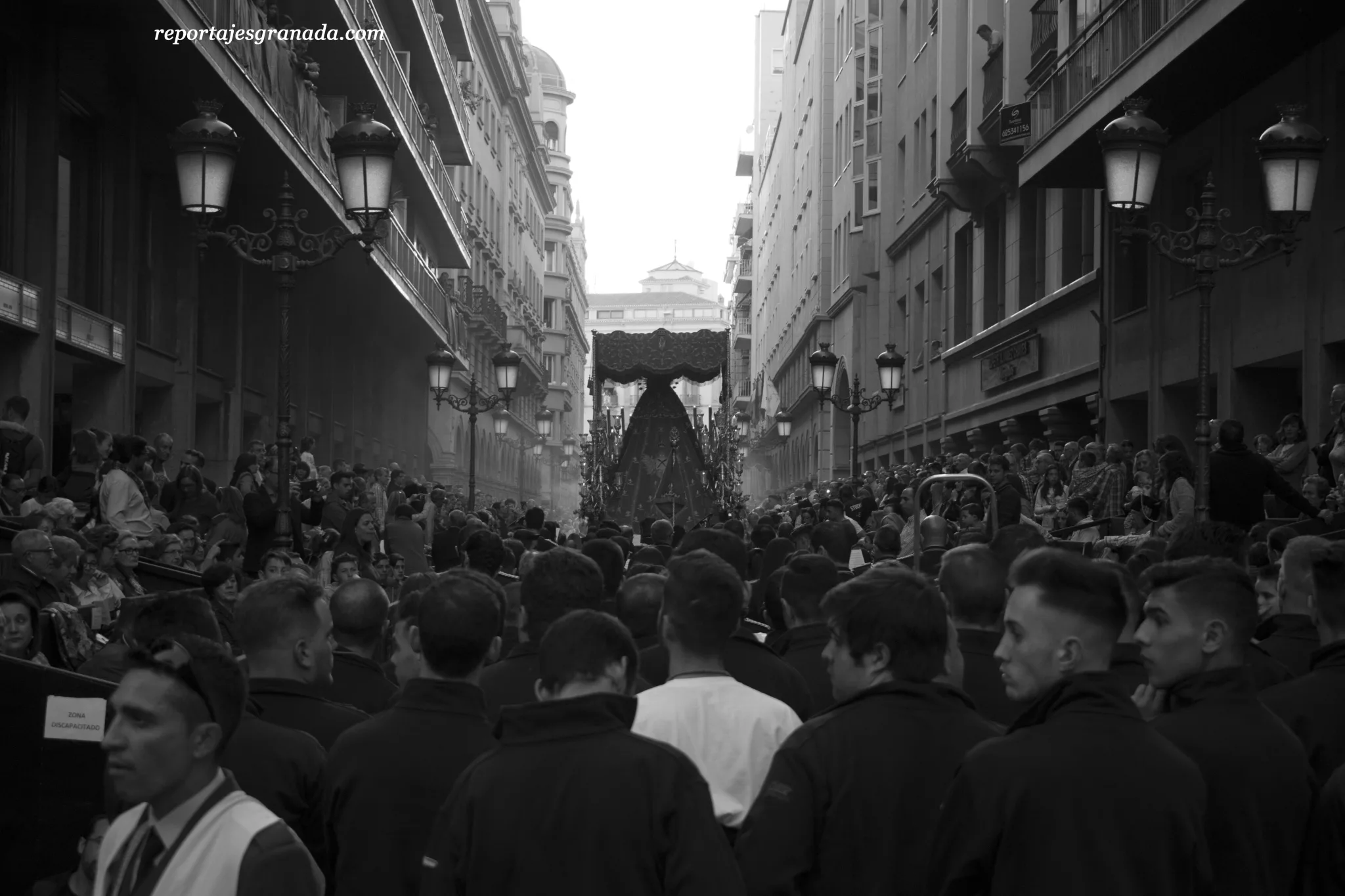 Dolores (Granada), hermandad de la Semana Santa de Granada