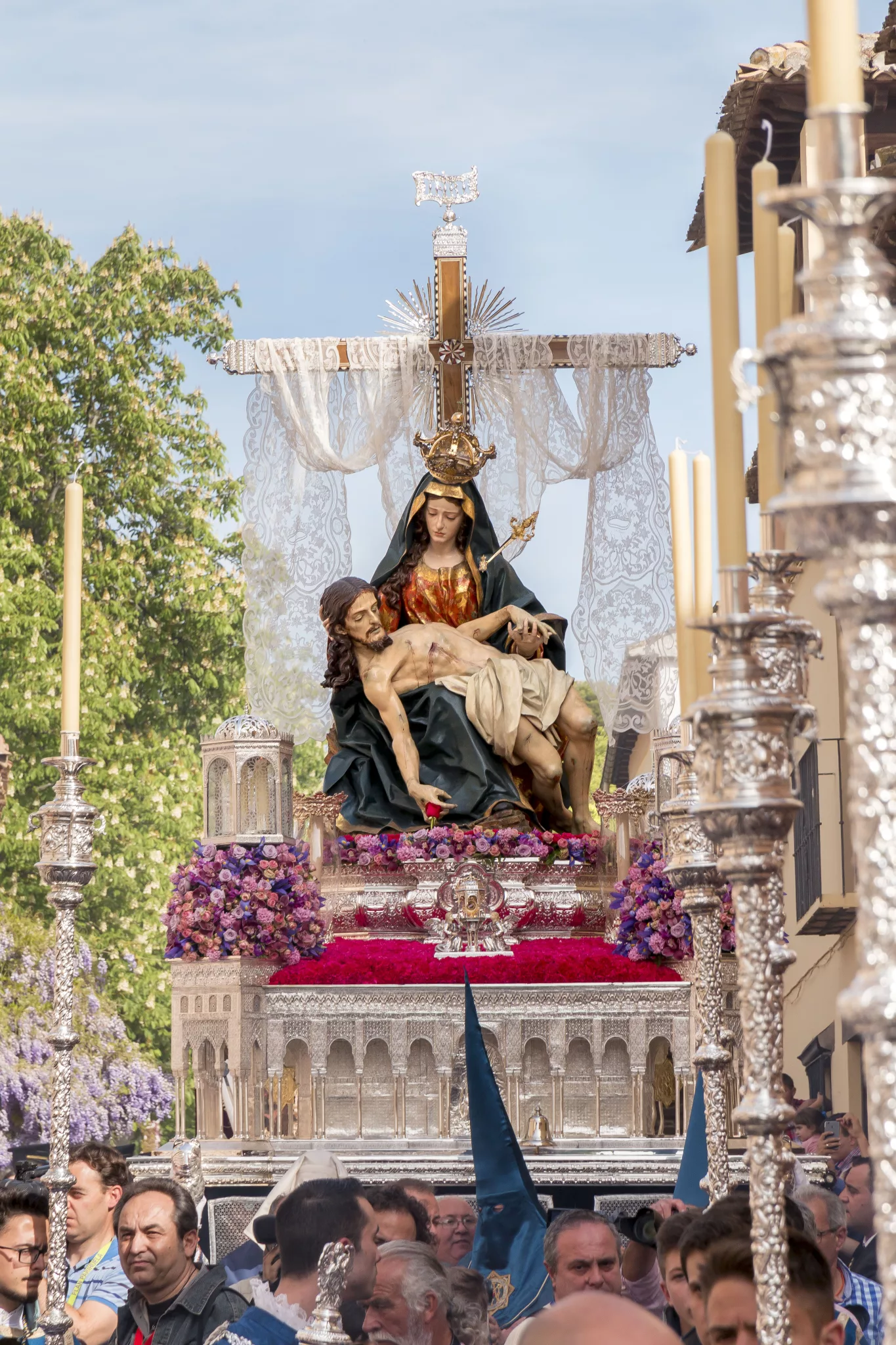La Alhambra, hermandad de la Semana Santa de Granada