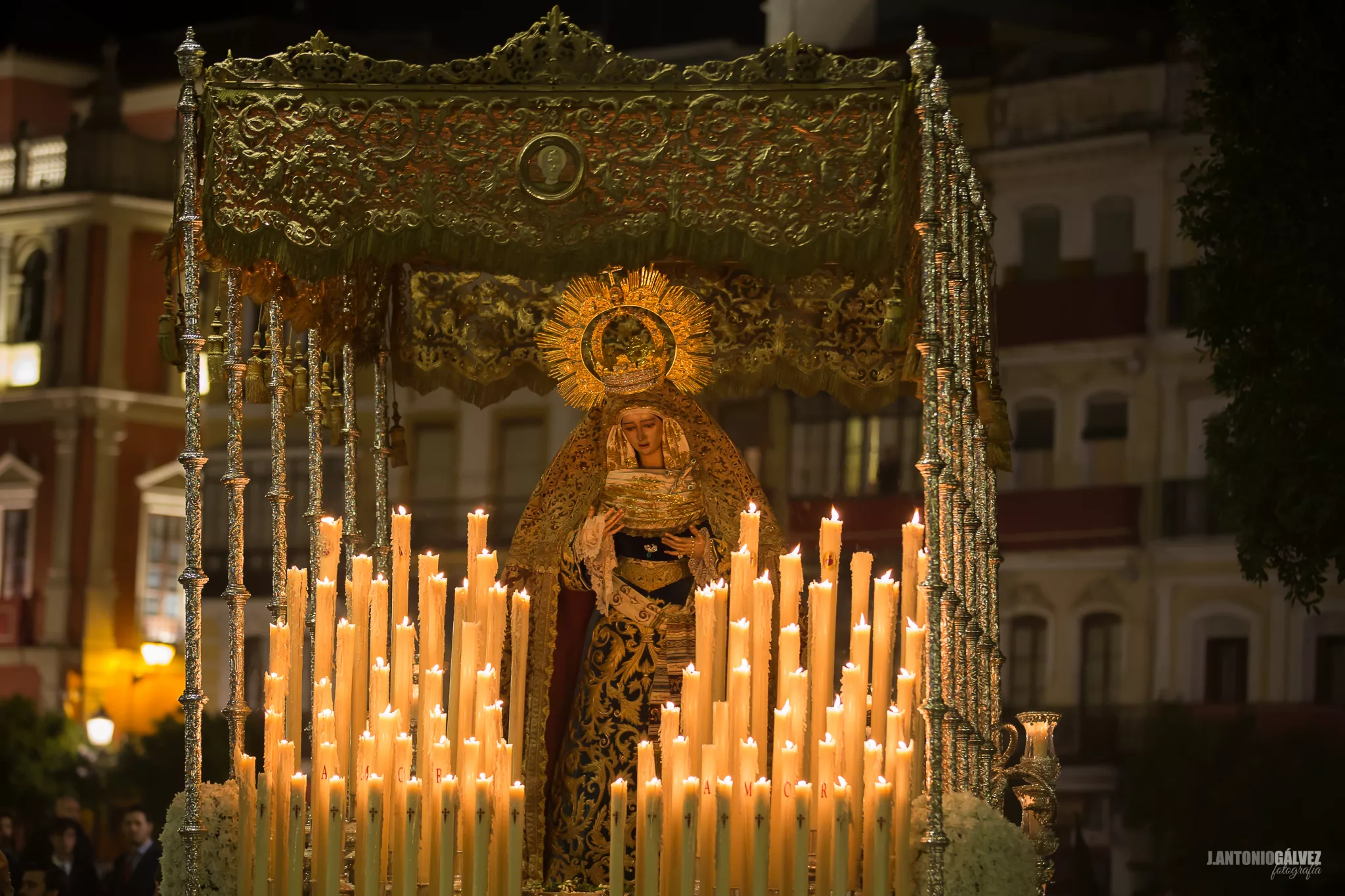 El Amor, hermandad de la Semana Santa de Sevilla