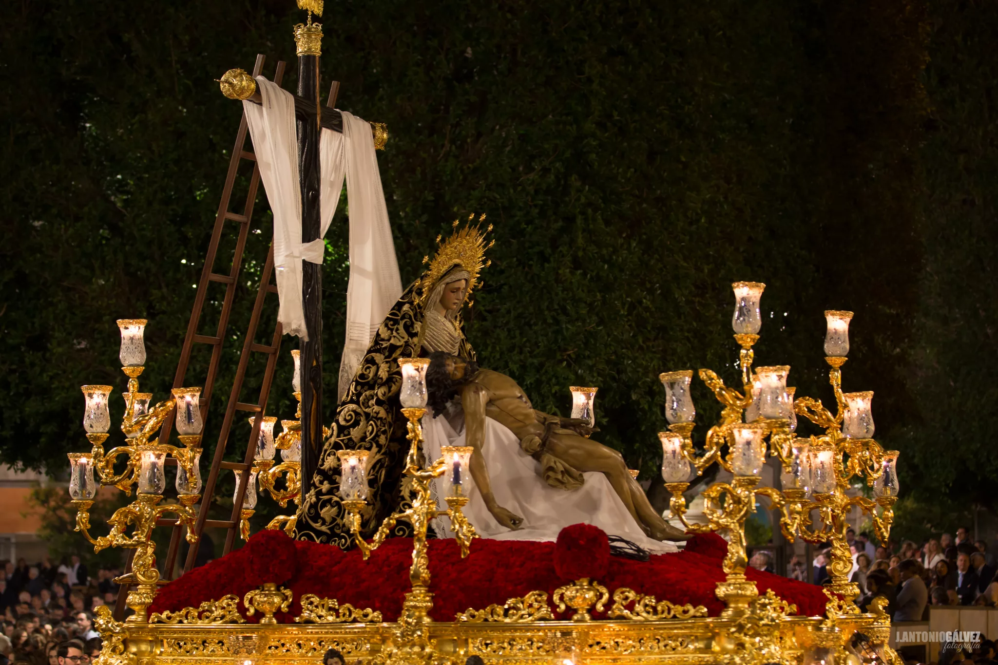 El Baratillo (Sevilla), hermandad de la Semana Santa de Sevilla