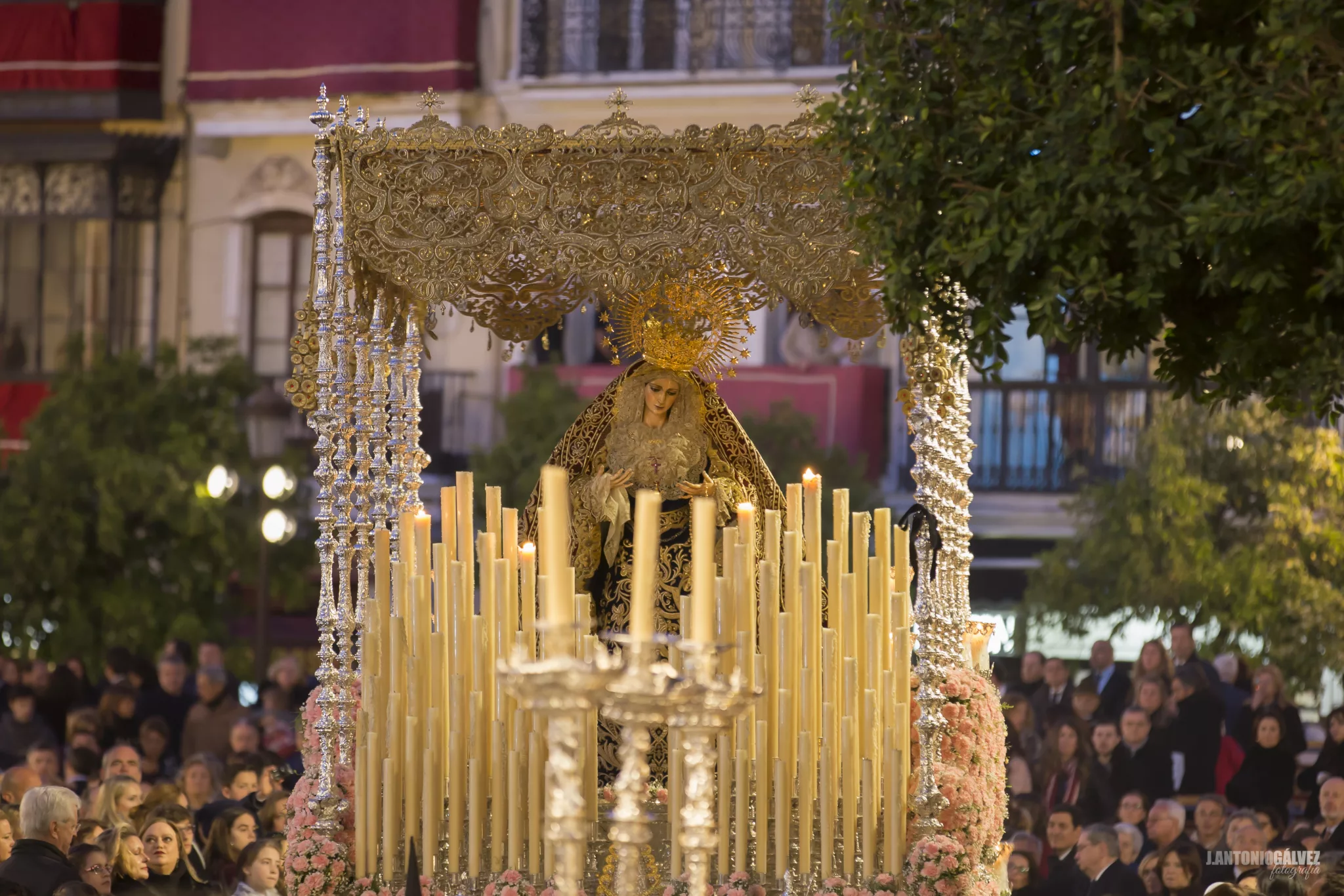 El Cachorro, hermandad de la Semana Santa de Sevilla
