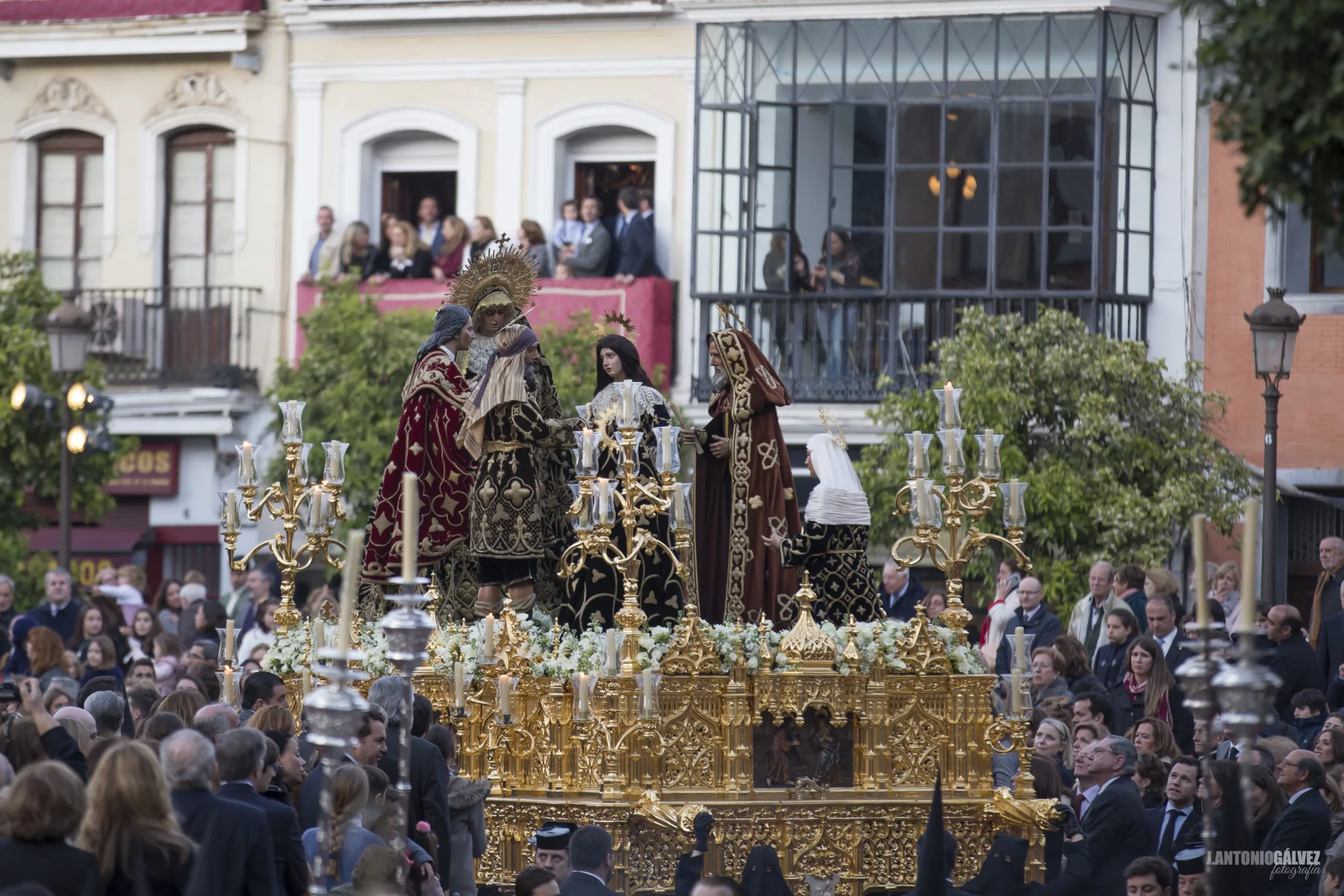 El Santo Entierro, hermandad de la Semana Santa de Sevilla