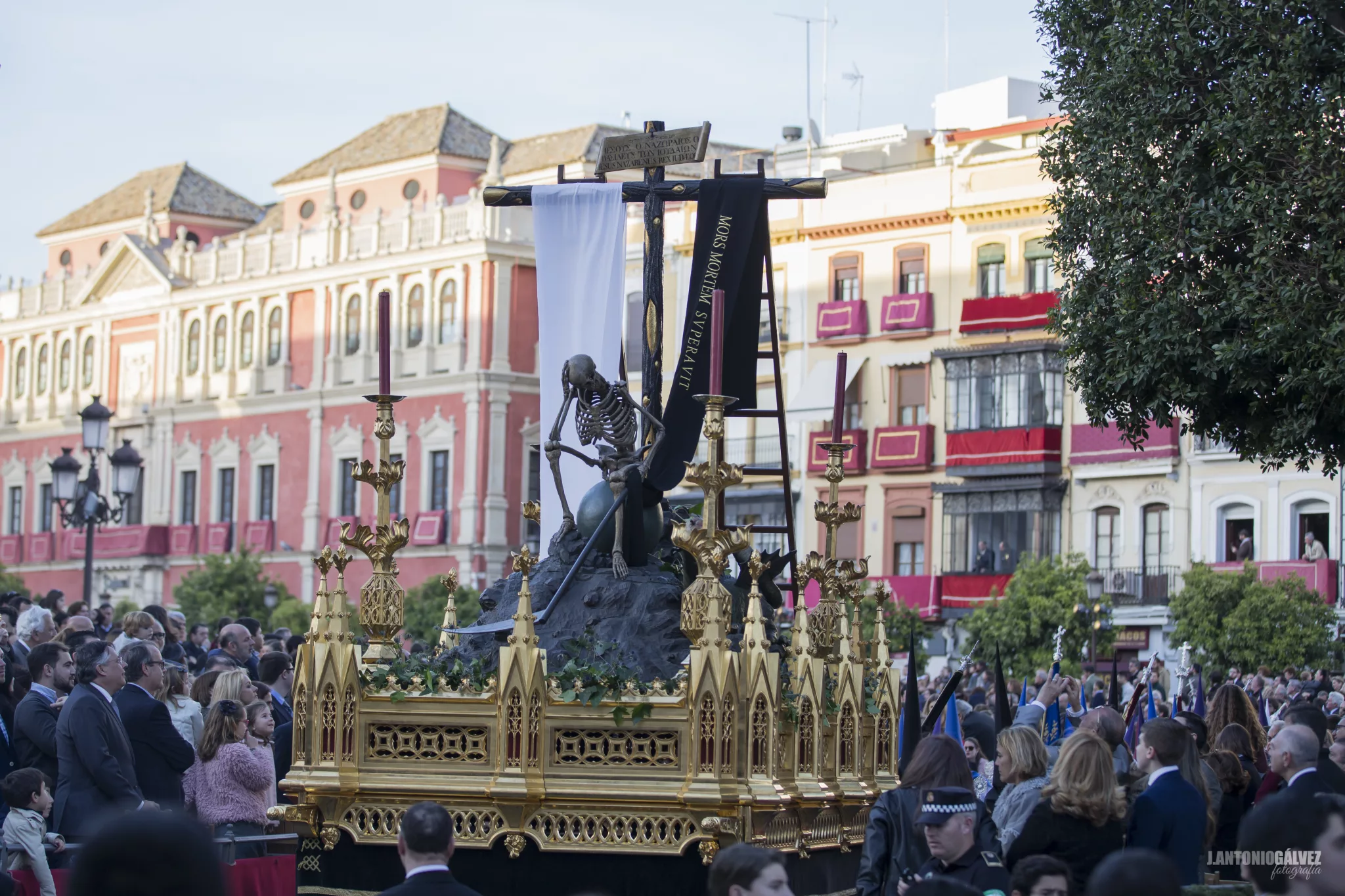 El Santo Entierro, hermandad de la Semana Santa de Sevilla