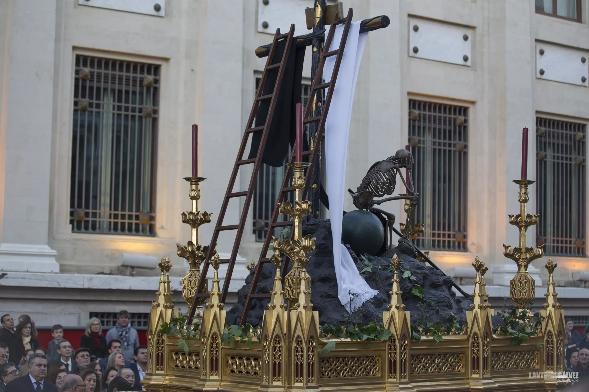 El Santo Entierro, hermandad de la Semana Santa de Sevilla