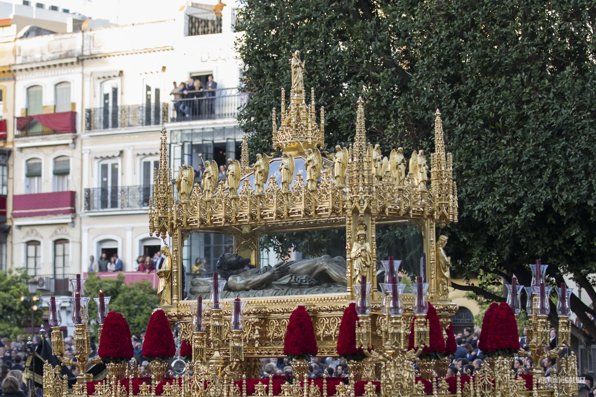 El Santo Entierro, hermandad de la Semana Santa de Sevilla