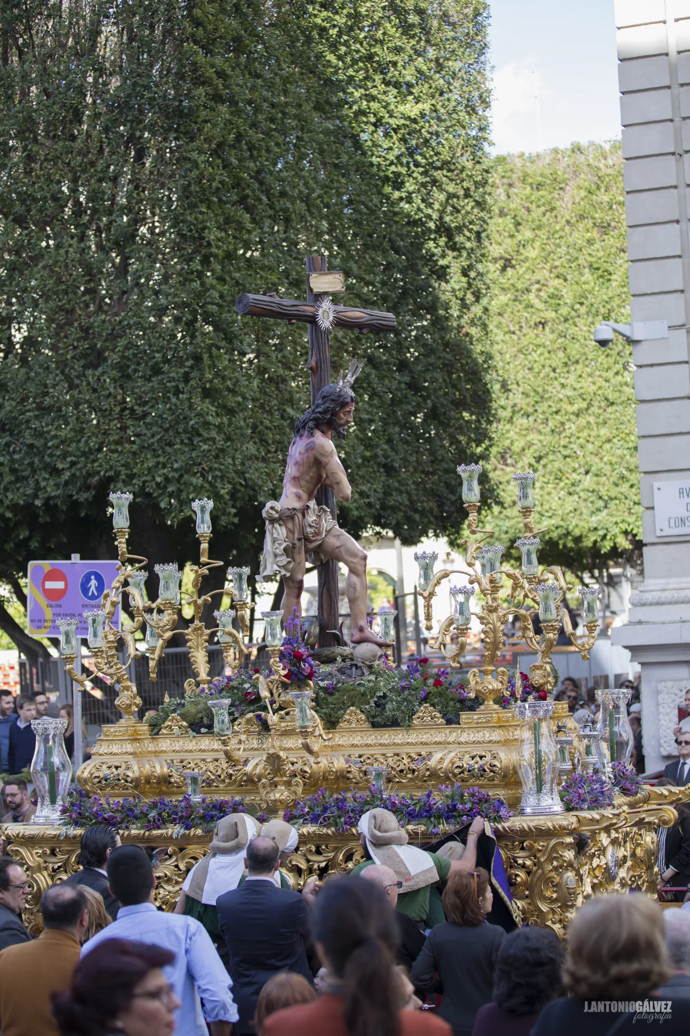 El Sol, hermandad de la Semana Santa de Sevilla