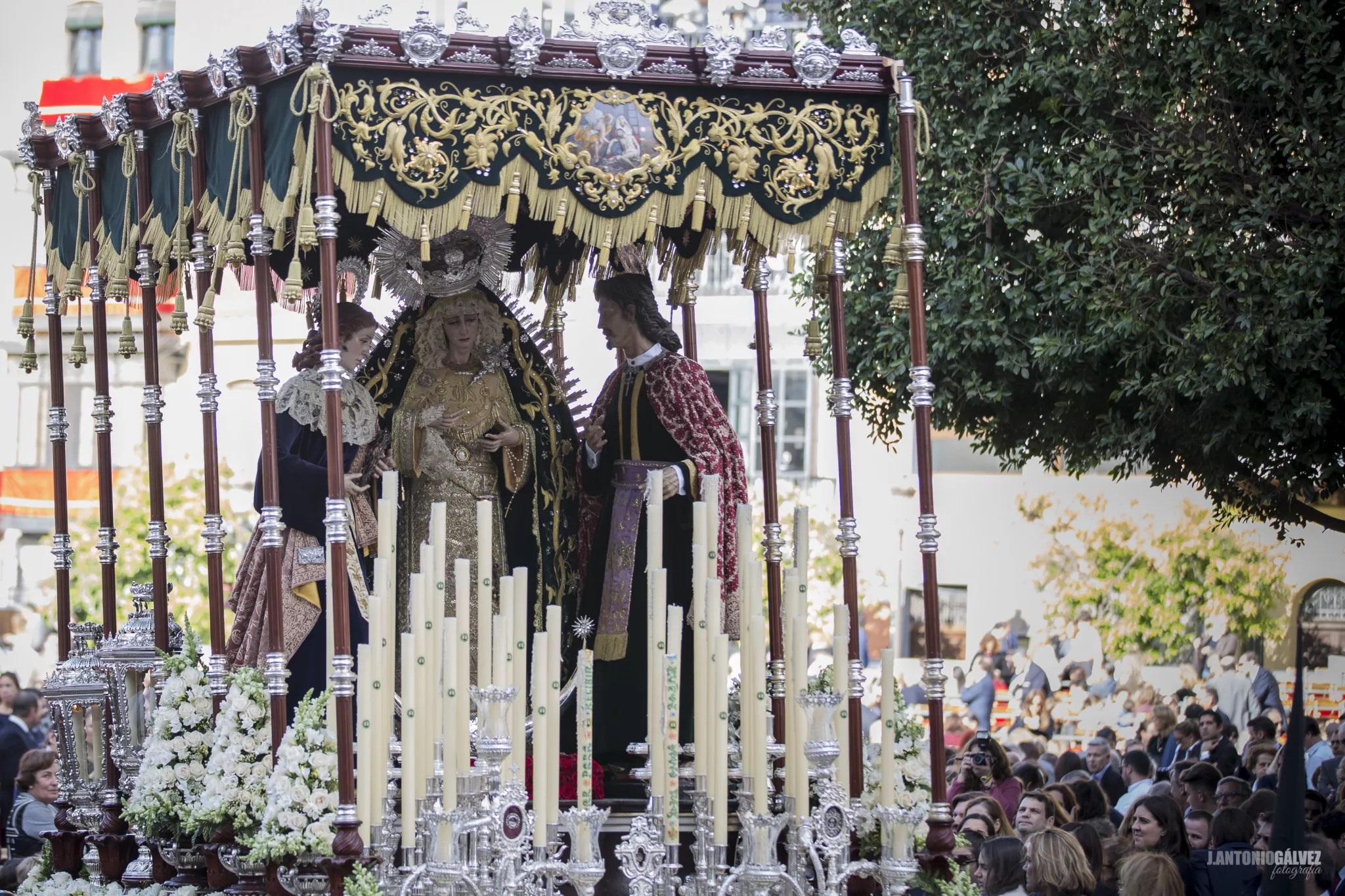El Sol, hermandad de la Semana Santa de Sevilla