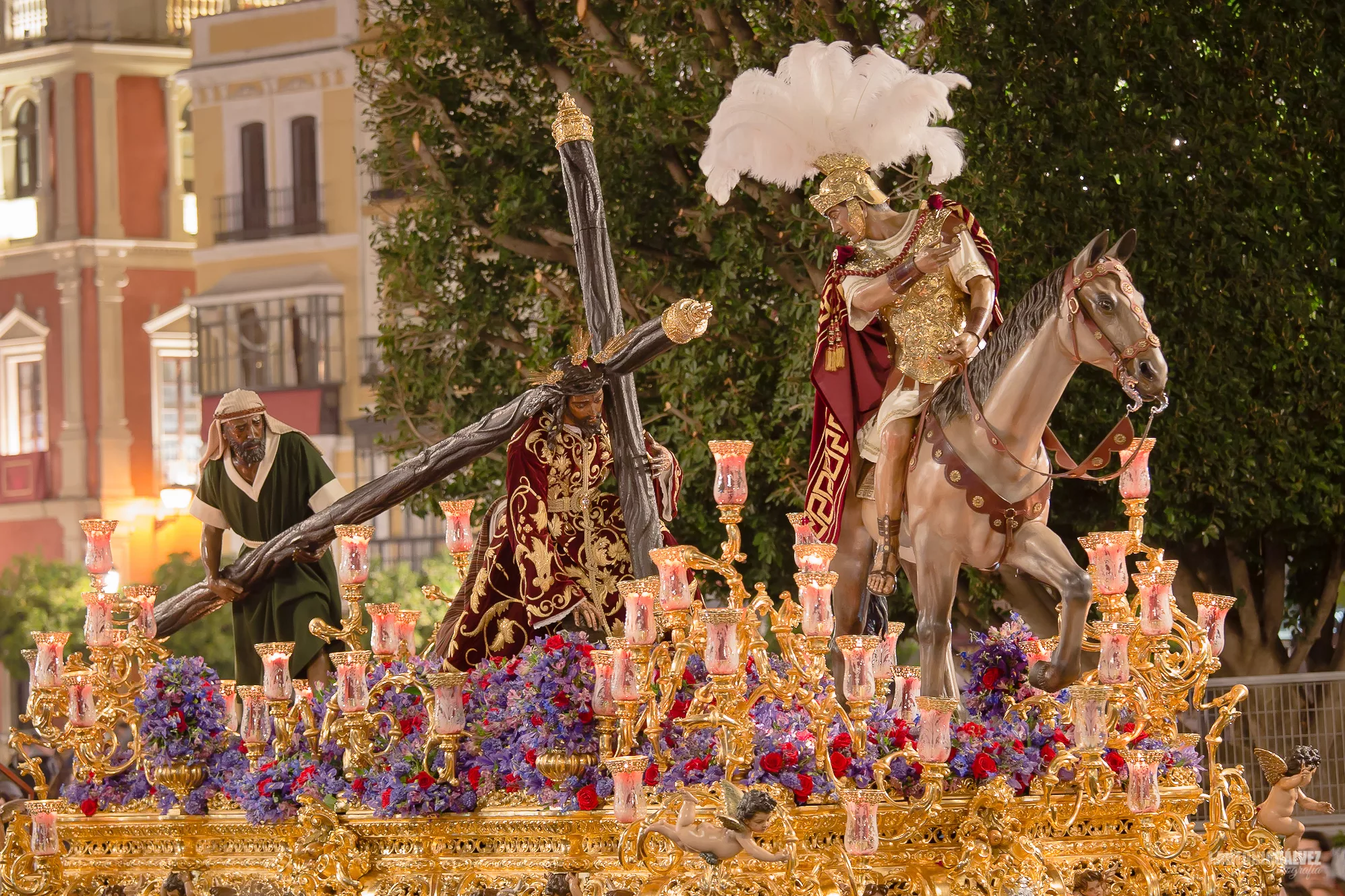 Esperanza De Triana, hermandad de la Semana Santa de Sevilla