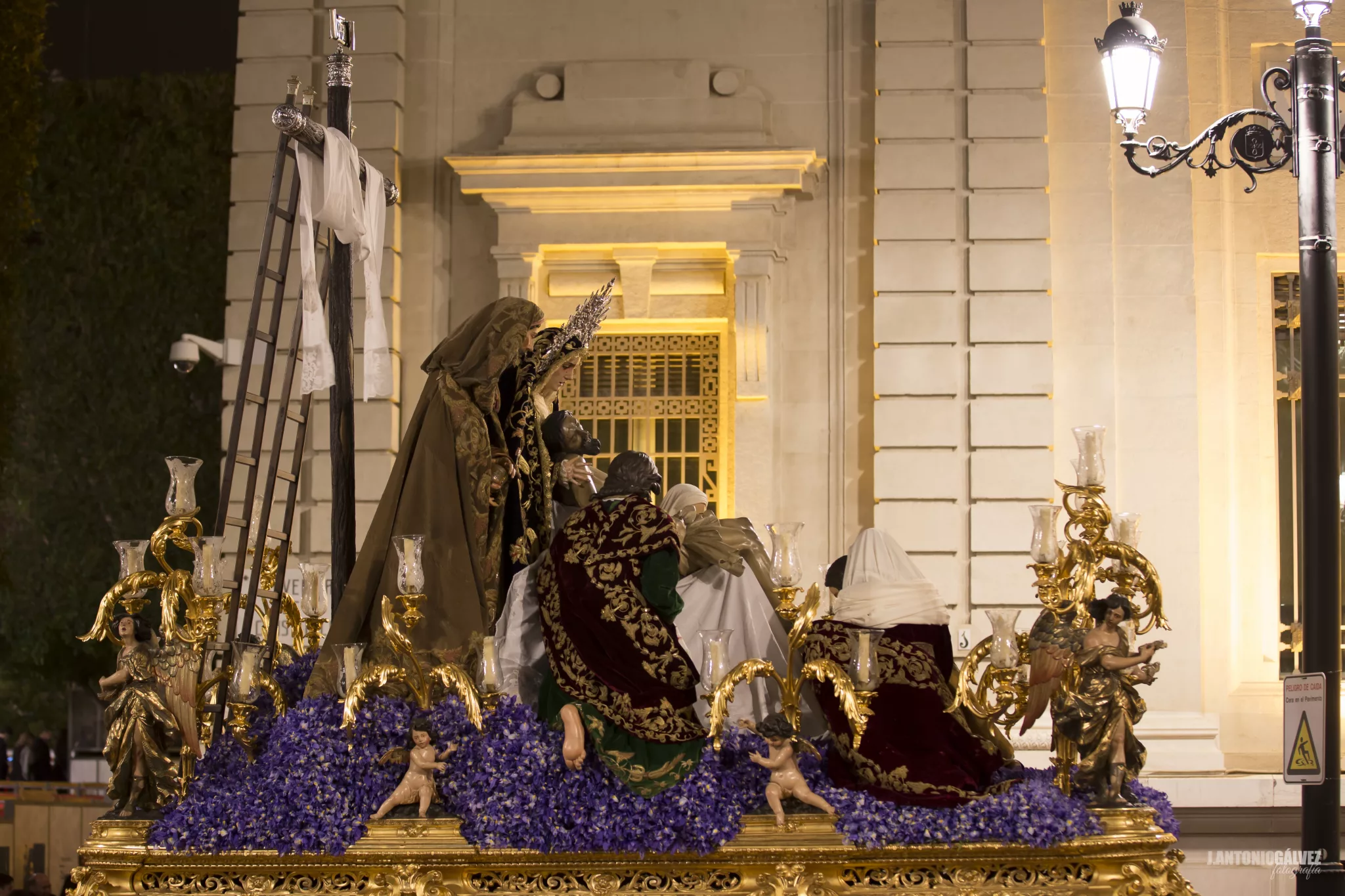 La Sagrada Mortaja, hermandad de la Semana Santa de Sevilla