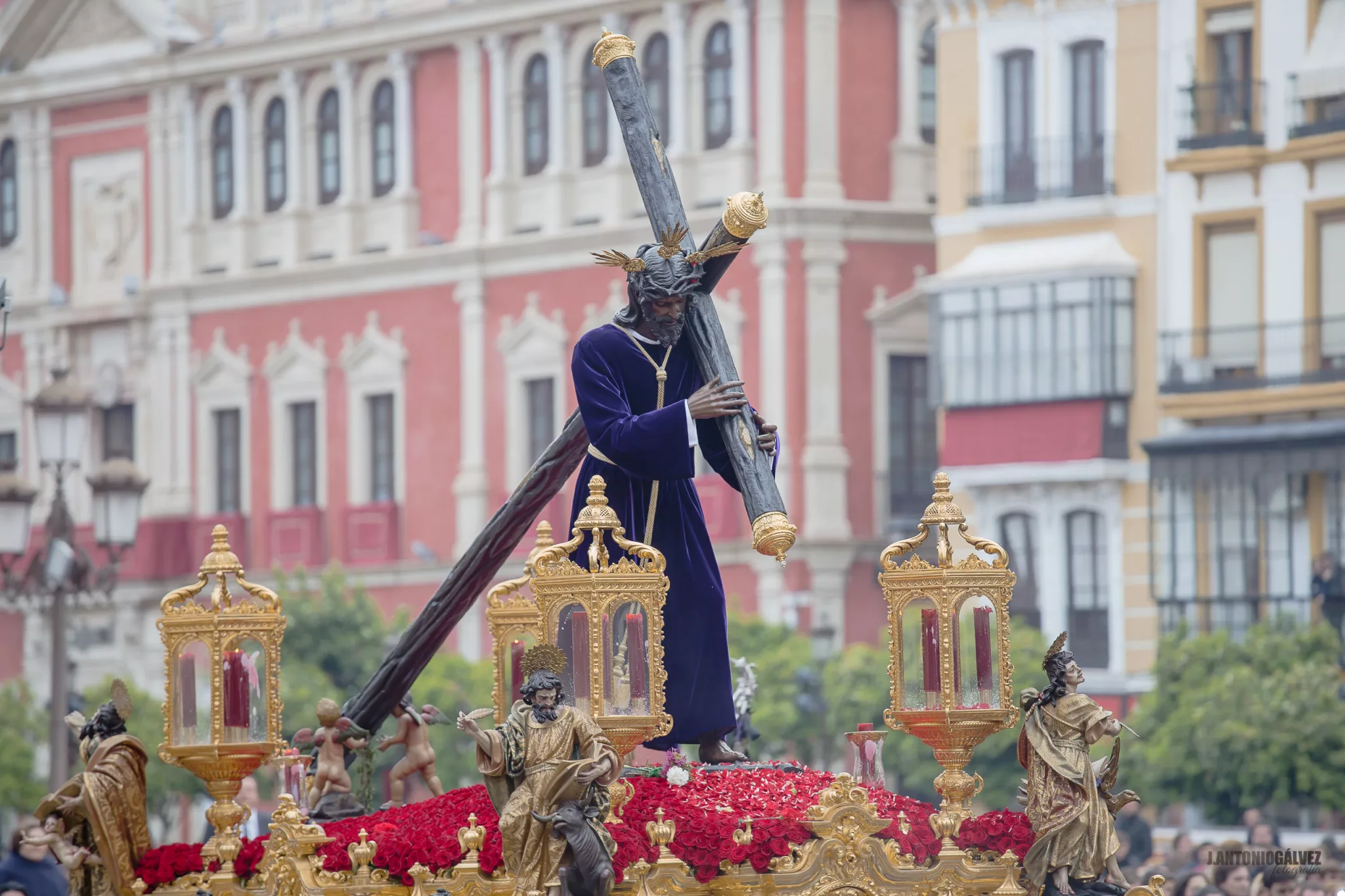 Los Gitanos (Sevilla), hermandad de la Semana Santa de Sevilla