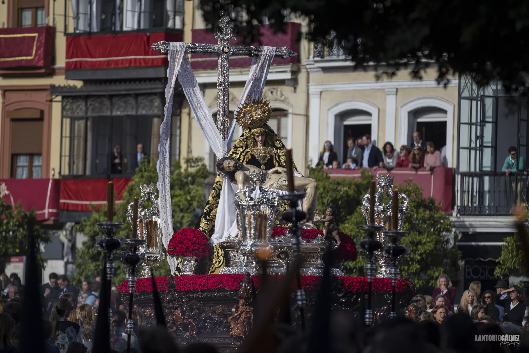 Los Servitas, hermandad de la Semana Santa de Sevilla