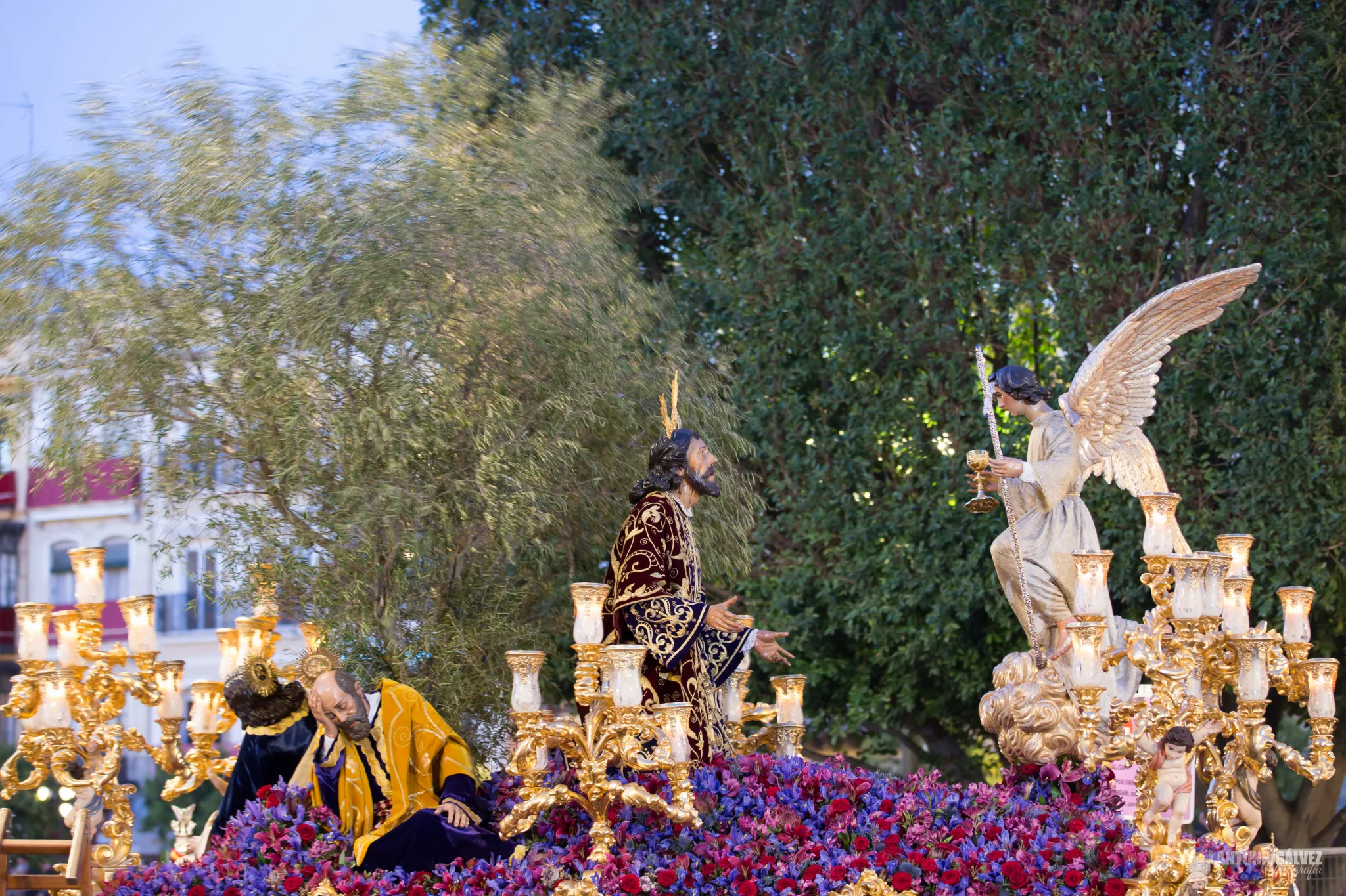Montesión (Sevilla), hermandad de la Semana Santa de Sevilla