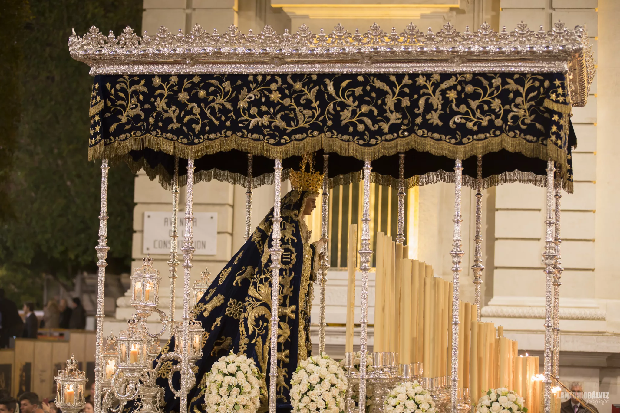 Montserrat, hermandad de la Semana Santa de Sevilla