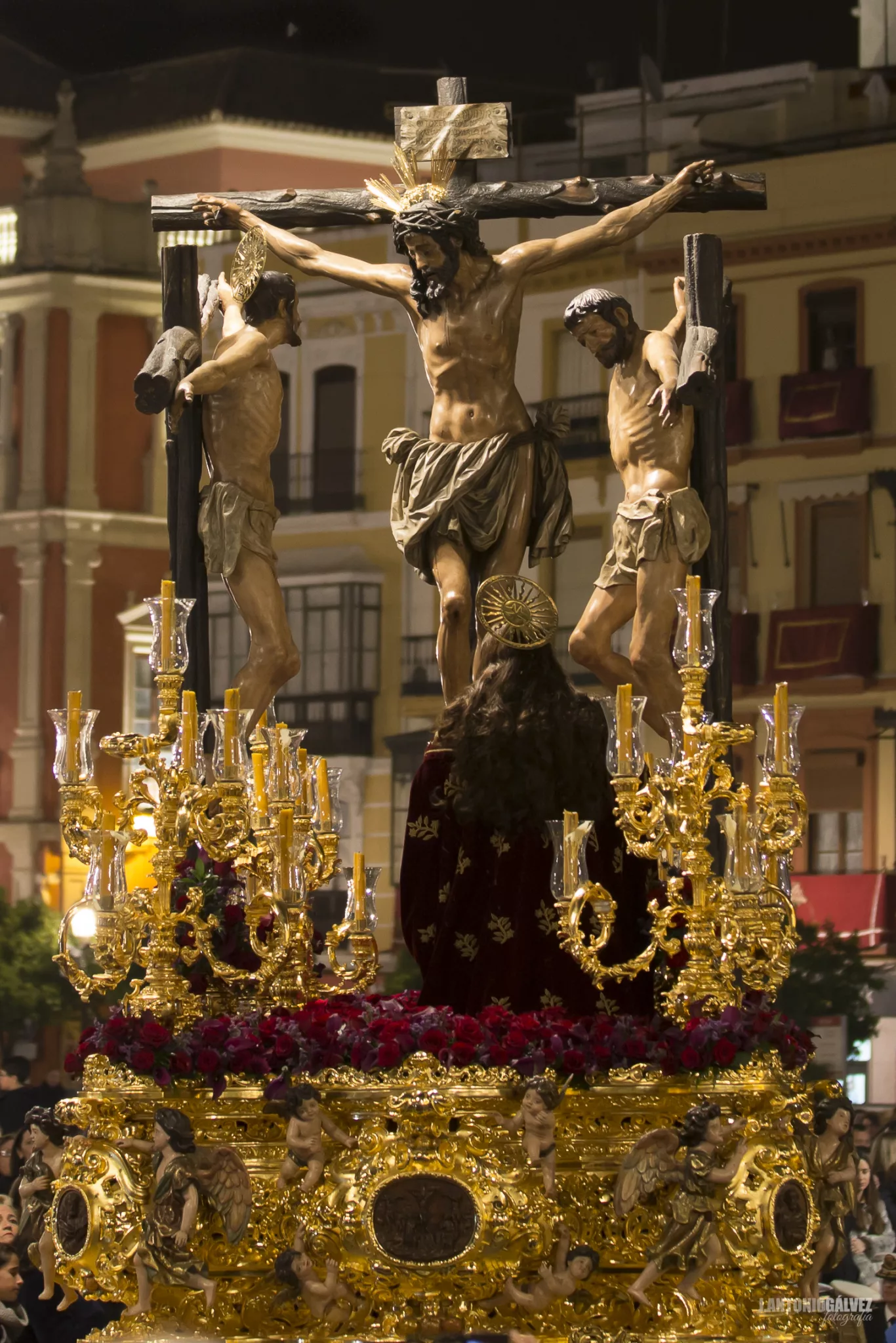 Montserrat, hermandad de la Semana Santa de Sevilla