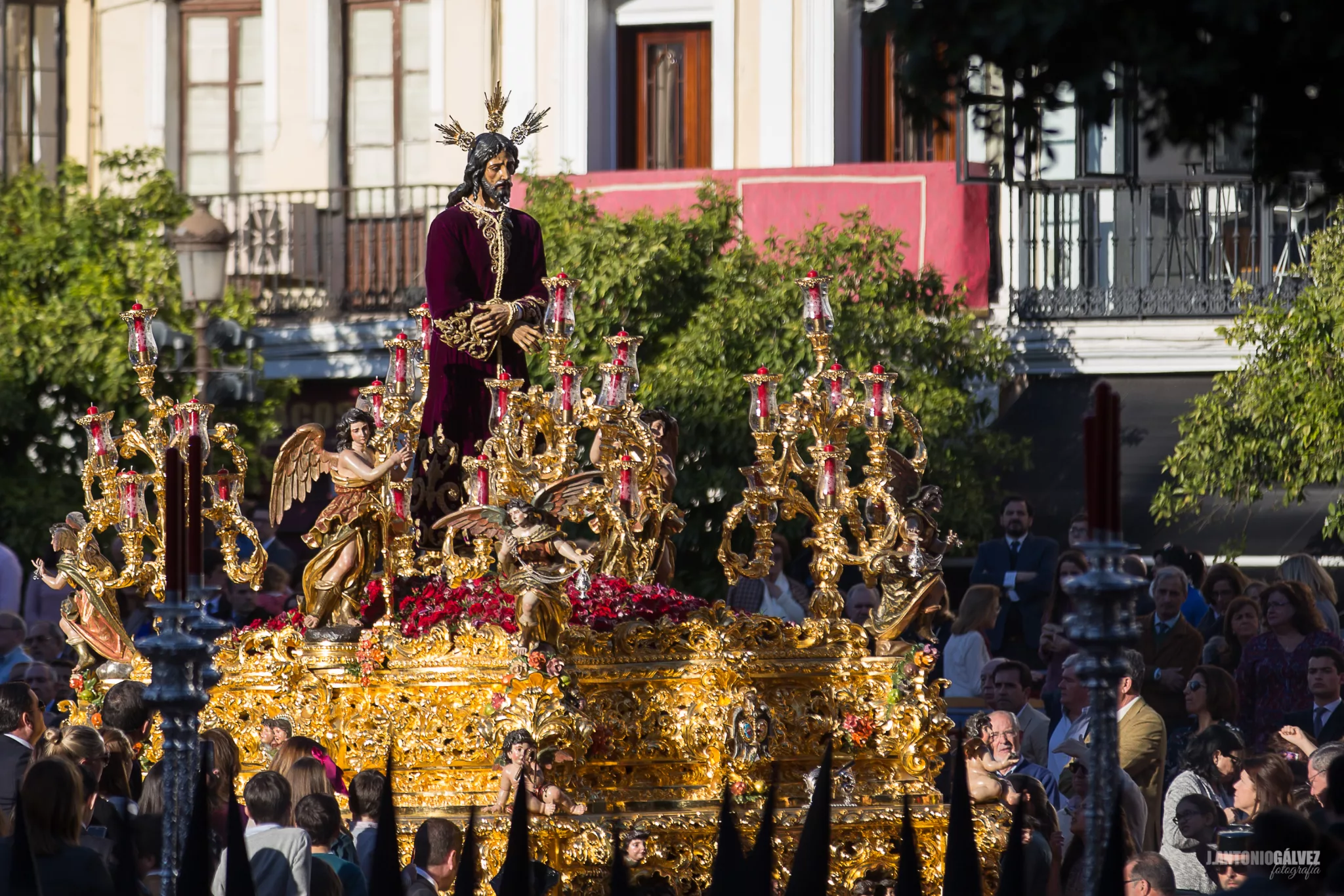 Santa Genoveva (Sevilla), hermandad de la Semana Santa de Sevilla